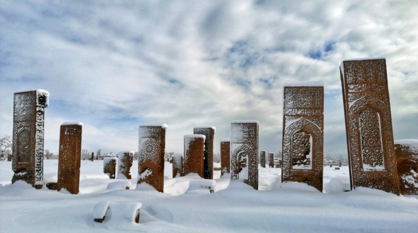 بالصور: “أخلاط”.. المدينة التركية الساحرة تحت الثلج